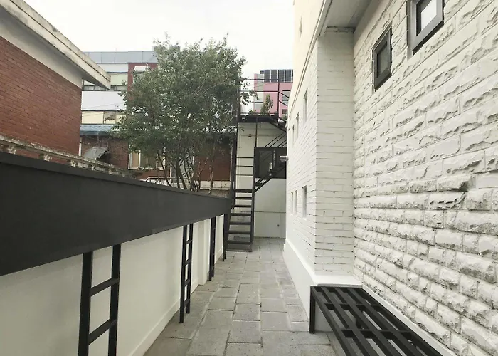 Cube Itaewon Hostel *